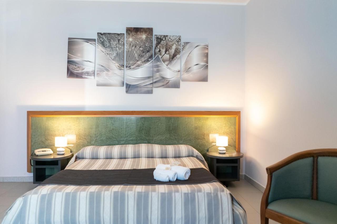 Hotel Melissa Torre Melissa المظهر الخارجي الصورة